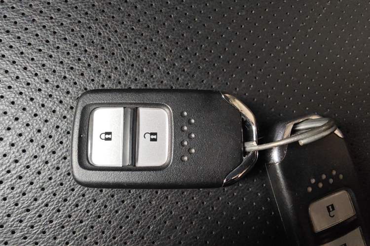 TDK.VehicleDetails.img