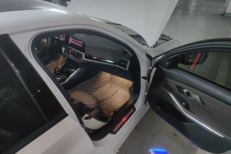 Used BMW 3 Series 2020 320i Sport Package
