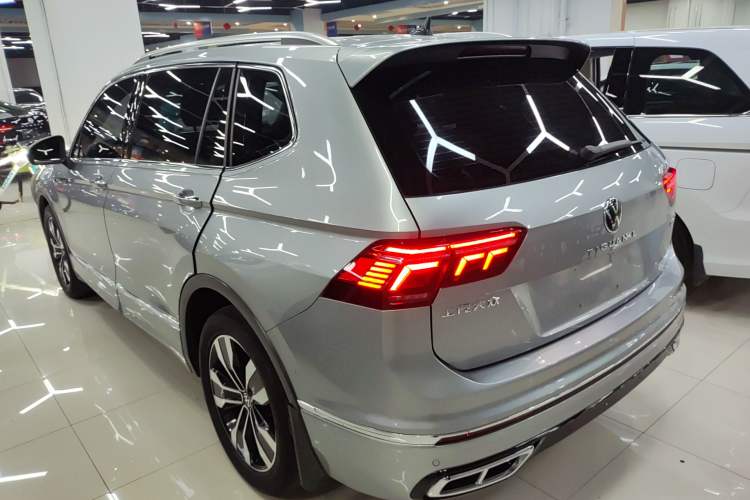 Used Volkswagen Tiguan L 2022 330TSI Automatic Two-Wheel Drive R-Line Flagship Edition
