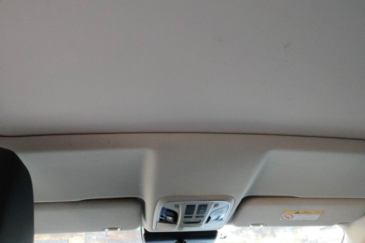 Used Wey VV5 2017 2.0T Ultra-Luxury Version
