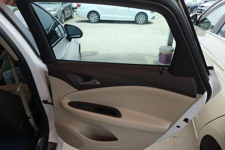 Used Buick Verano 2015 Sedan 15S Automatic Leading Model
