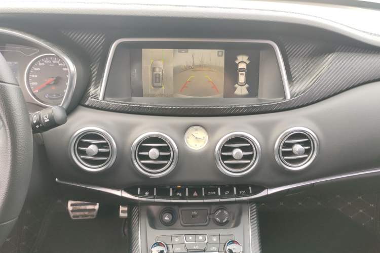 Used  Refine S7 2018 Super Edition 251T Automatic Supreme 5-Seater