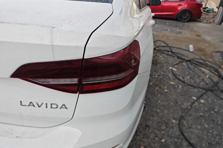 Used Volkswagen Lavida 2022 1.5L Automatic Fashion Edition