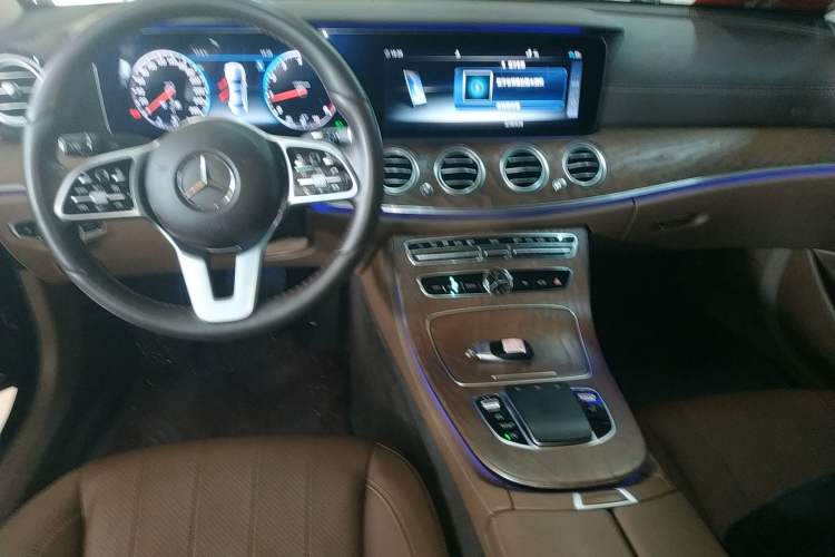 Used Mercedes-Benz E-Class 2019 Facelifted E 300 L Stylish Version
