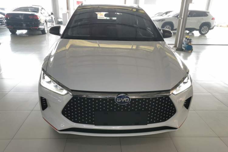 Used BYD e2 2019 Standard Range Model – Smart & Comfortable Version
