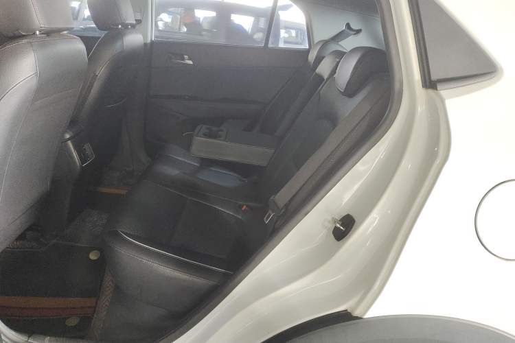 Used Hyundai ix25 2015 2.0L Automatic Two-Wheel Drive Intelligent GLS