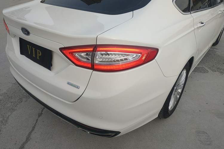 Used Ford Mondeo 2013 2.0L GTDi 200 Luxury Model
