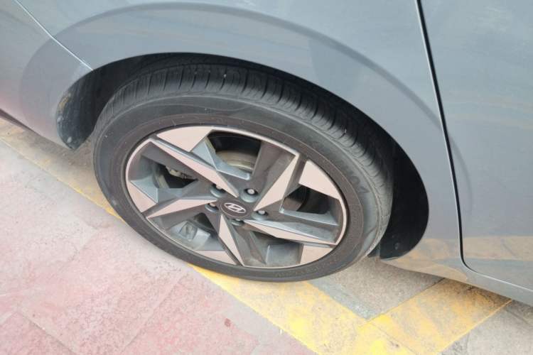 Used Hyundai Elantra 2021 1.5L CVT GLX Elite Edition