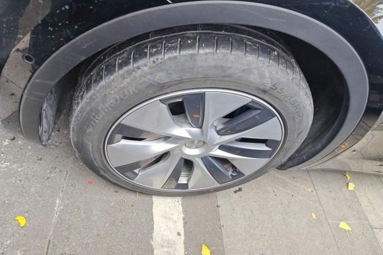 Used Tesla Model Y 2022 Rear-Wheel-Drive Version
