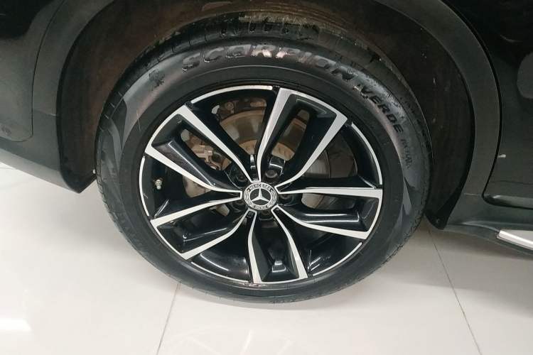 Used Mercedes-Benz GLC 2020 Facelift GLC 300 L 4MATIC Dynamic Edition
