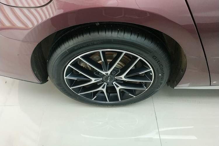 Used BYD Seal 2023 DM-i 1.5T 121km Flagship Model
