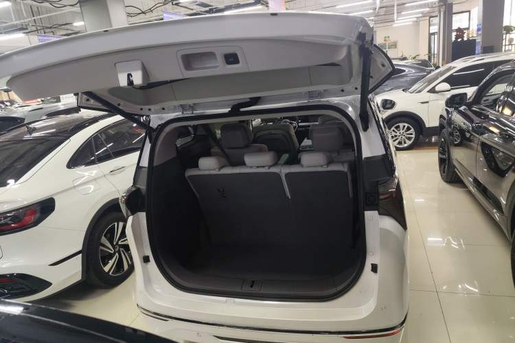 Used Buick GL8 2025 Lu Zun Deluxe Edition
