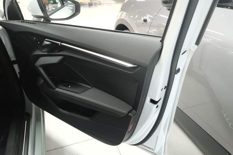 Used Audi A3 2022 A3L Limousine 35 TFSI Fashionable and Elegant Model
