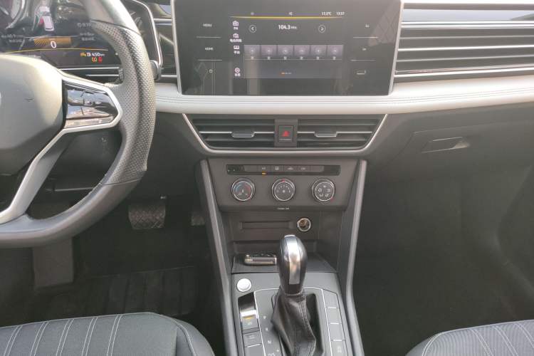 Used Volkswagen Tiguan L 2023 330TSI Automatic Two-Wheel Drive Comfort Edition
