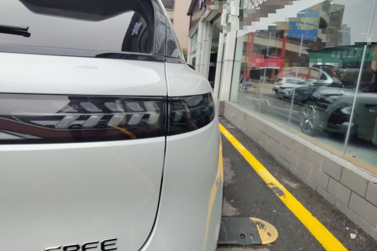 Used VOYAH FREE 2025 318 318 km Rear-Drive Touring Edition
