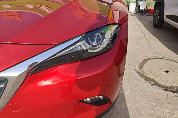 Used Mazda CX-4 2018 2.0L Automatic Two-Wheel Drive Blue Sky Exploration Version China V Standard
