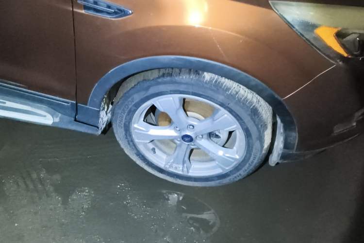 Used Ford Kuga 2017 EcoBoost 180 Two-Wheel-Drive Elite Trim