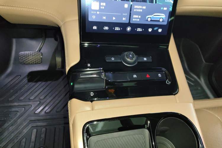 Used Nio ES8 2018 Founder Edition
