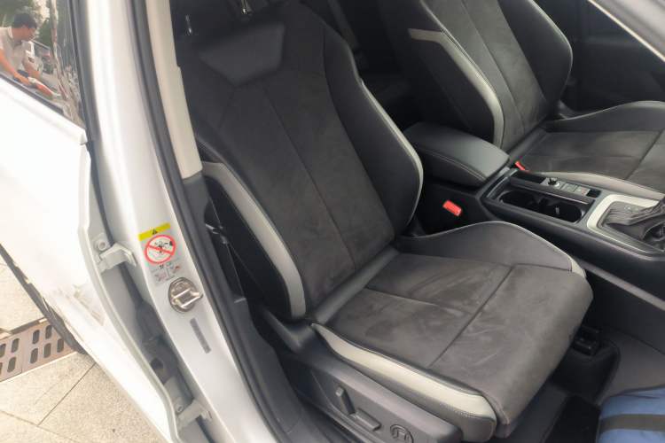 Used Audi Q3 2022 35 TFSI Progressive Dynamic Edition
