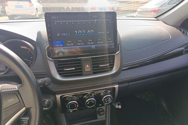 Used Toyota YARiS L 2022 X-Trail 1.5L CVT Luxury PLUS Edition
