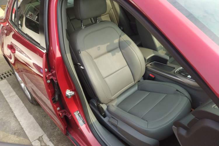 Used Chevrolet Malibu 2014 2.0L Automatic Luxury Edition