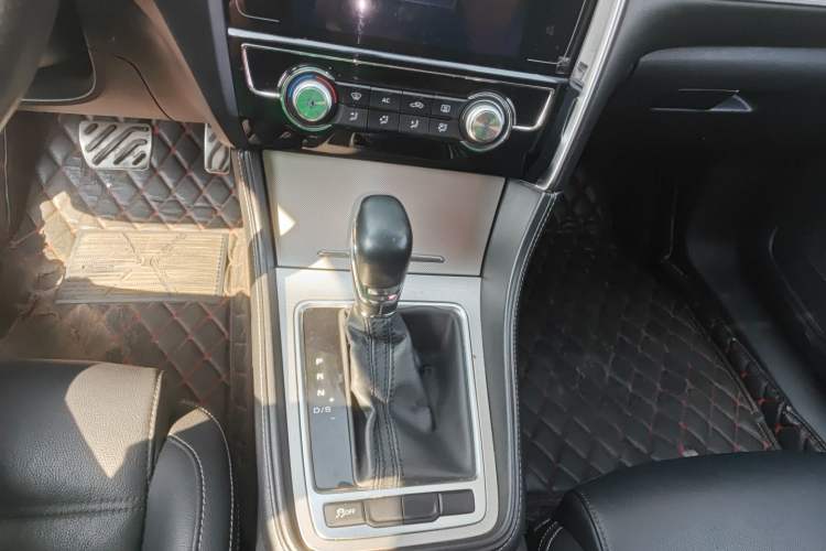 Used MG 6 2017 20T Automatic Luxury Smart Connect Version China V Standard