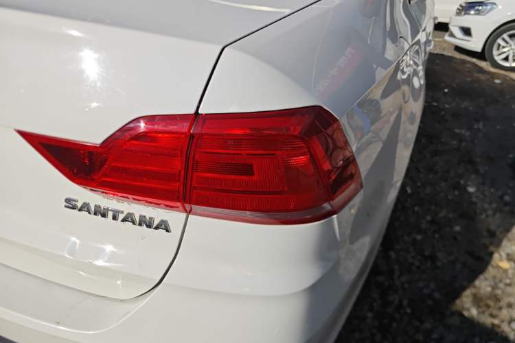 Used Volkswagen Santana 2019 1.5L Manual Fashion Edition China VI Standard