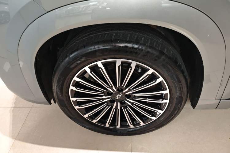 Used Chery Tiggo 9 2025 2.0T Automatic Two-Wheel Drive Luxury Edition 5 Seats