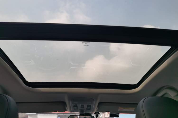 Used Haval H2 2018 Blue-Label 1.5T Dual-Clutch Two-Wheel-Drive Luxury Model