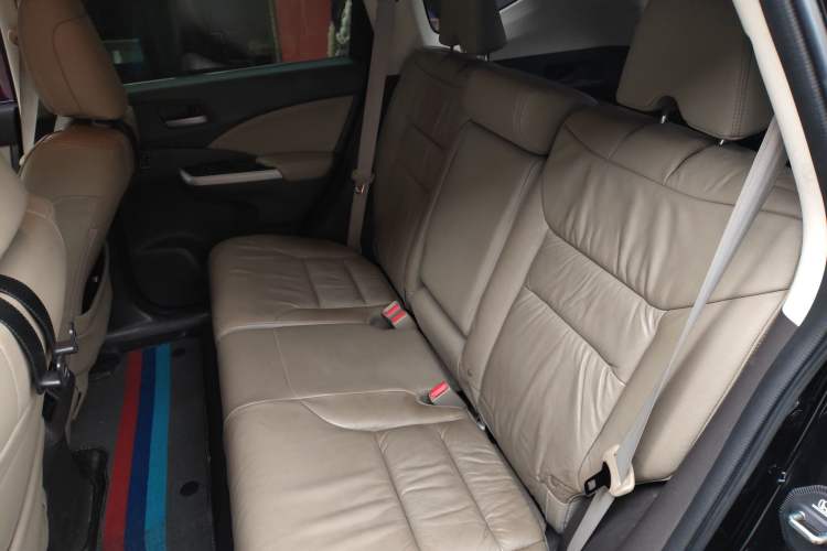 Used Honda CR-V 2013 2.4L Two-Wheel-Drive Luxury Edition
