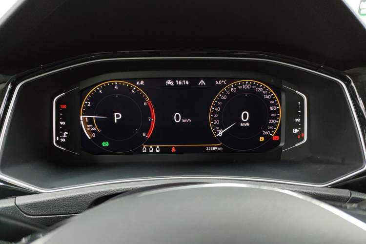 Used Volkswagen T-ROC 2021 280TSI DSG Two-Wheel Drive Comfort Connect 30th Anniversary Edition
