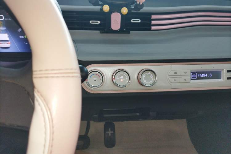 Used Wuling Hongguang MINIEV 2021 Macaron Premium Model – Lithium Iron Phosphate