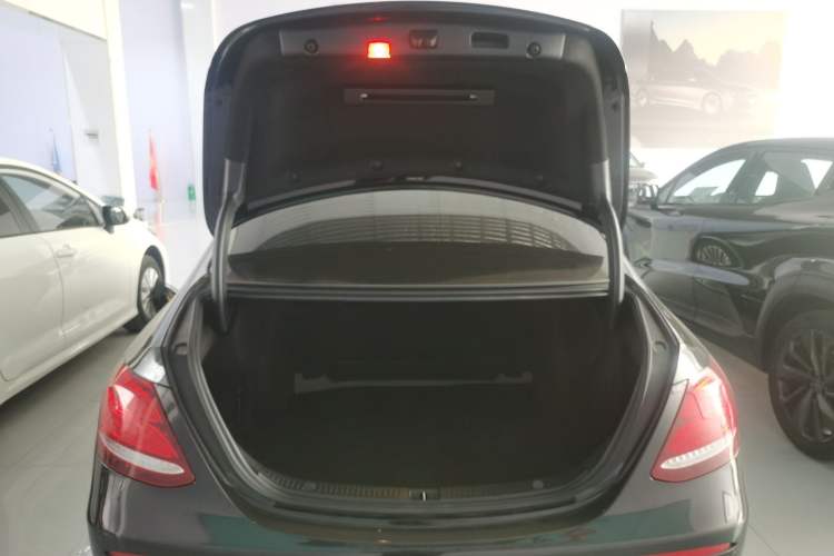 Used Mercedes-Benz E-Class 2020 E 300 L Stylish Model
