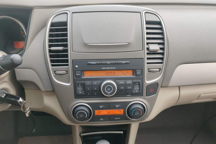 Used Nissan Sylphy 2016 Classic 1.6XE Automatic Comfort Edition