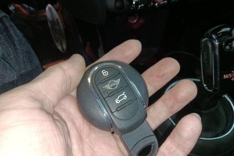 Used  MINI 2019 1.5T COOPER Racing Edition Five-Door Model