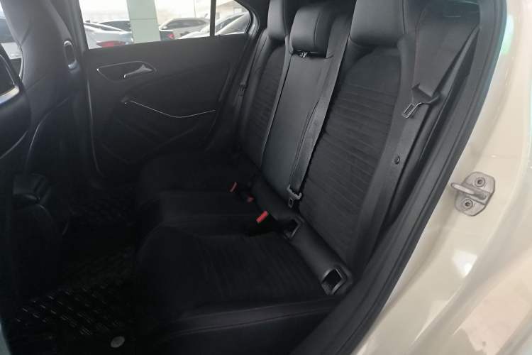 Used Mercedes-Benz A-Class 2015 A 200 Sport Edition
