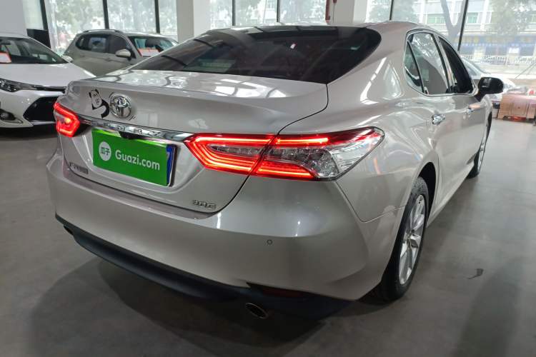 Used Toyota Camry 2019 Revised Version 2.0G Luxury Edition