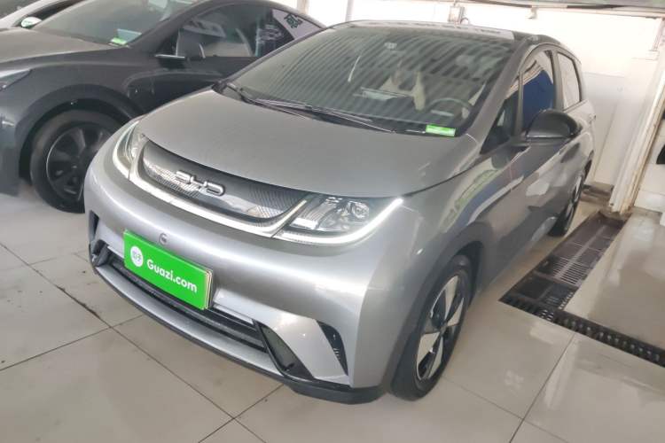 Used BYD Dolphin 2023 420 km Fashion Edition