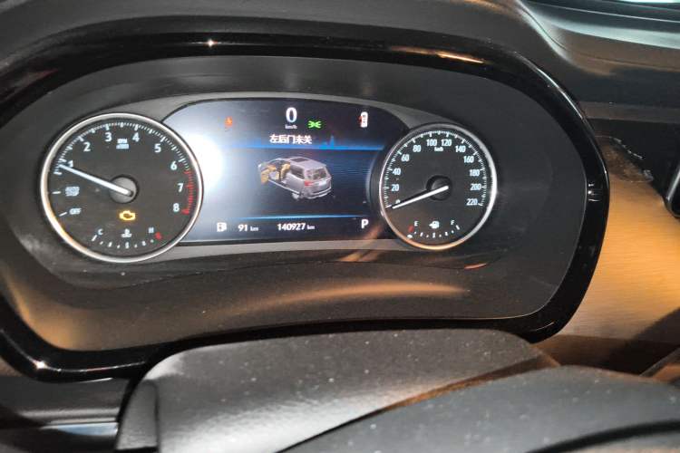 Used Buick GL8 2022 Land Business Class 652T Luxury Model
