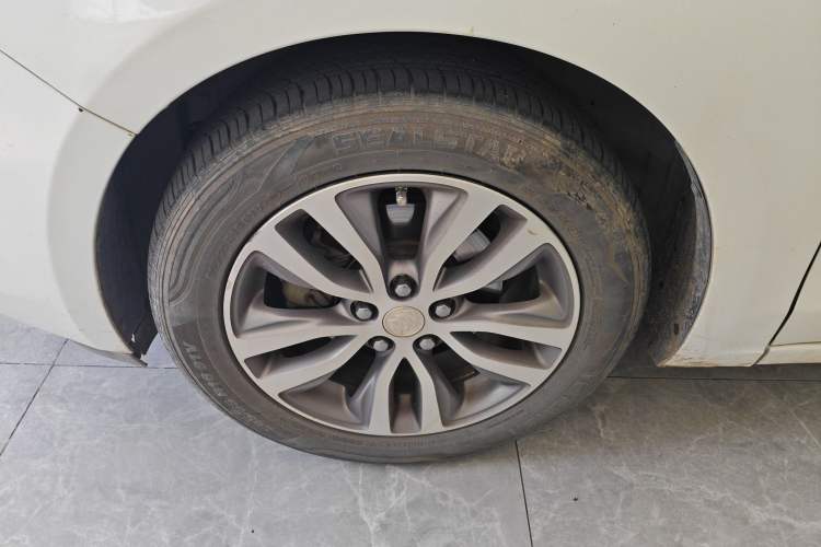 Used Buick GT 2019 18T Automatic Connected Elite Model China V Standard
