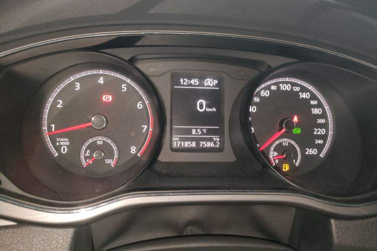 Used Volkswagen Passat 2017 330TSI DSG Luxury Edition
