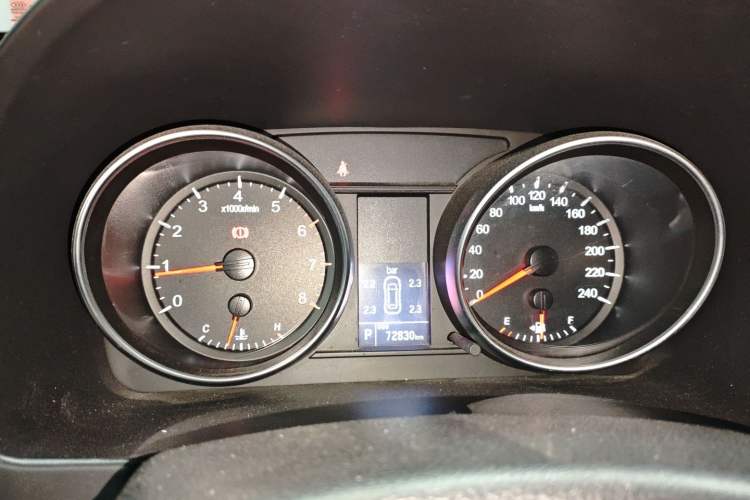 Used Haval H6 2016 Upgraded Model 1.5T Automatic Two-Wheel Drive Elite Version
