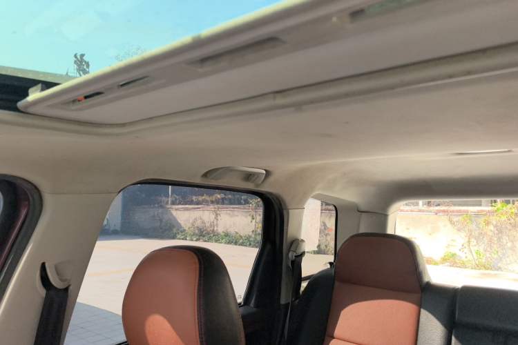 Used FORTHING Joyear X5 2015 1.6L Manual Luxury Model
