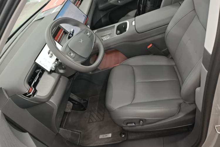 Used XPeng G6 2025 625 Long-Range Max Tech Edition
