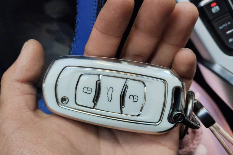 Used Geely Auto Emgrand X7 Sport 2018 1.8TD Automatic Two-Wheel Drive Zhiya Model