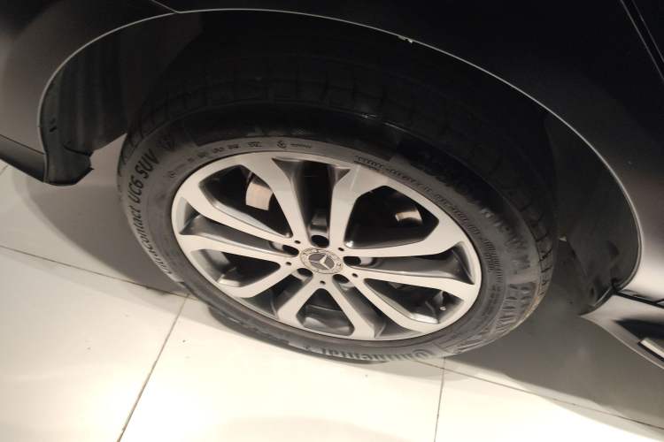 Used Mercedes-Benz GLE 2018 GLE 320 4MATIC Dynamic Edition Collector's Edition
