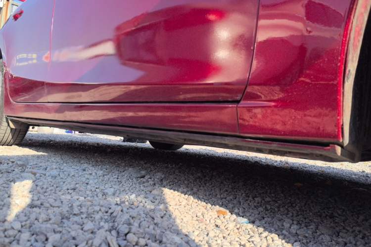 Used Mazda Mazda 3 Axela 2014 Sedan 1.5L Automatic Comfort Model
