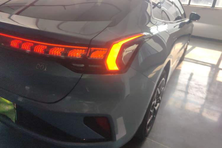 Used Zeekr 001 2025 YOU Edition 100 kWh All-Wheel Drive
