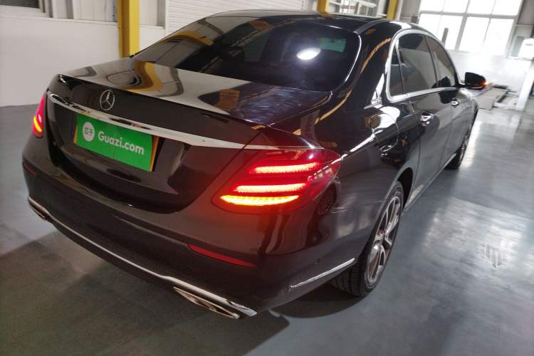 Used Mercedes-Benz E-Class 2019 E 260 L