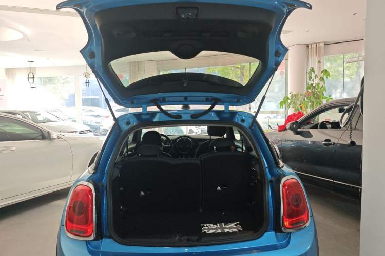 Used  MINI 2016 1.2T ONE Pioneer Edition
